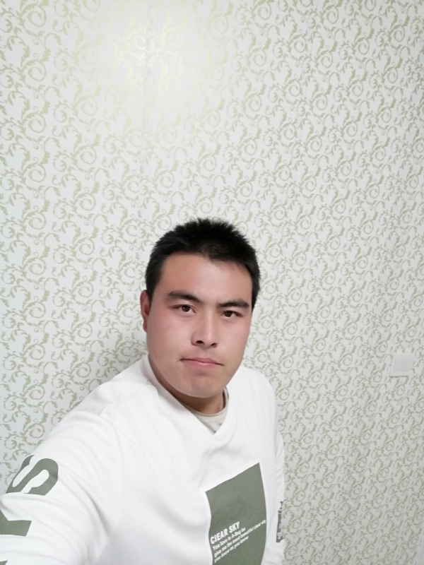 看草莓在跳舞的第一张照片--大庆相亲服务中心
