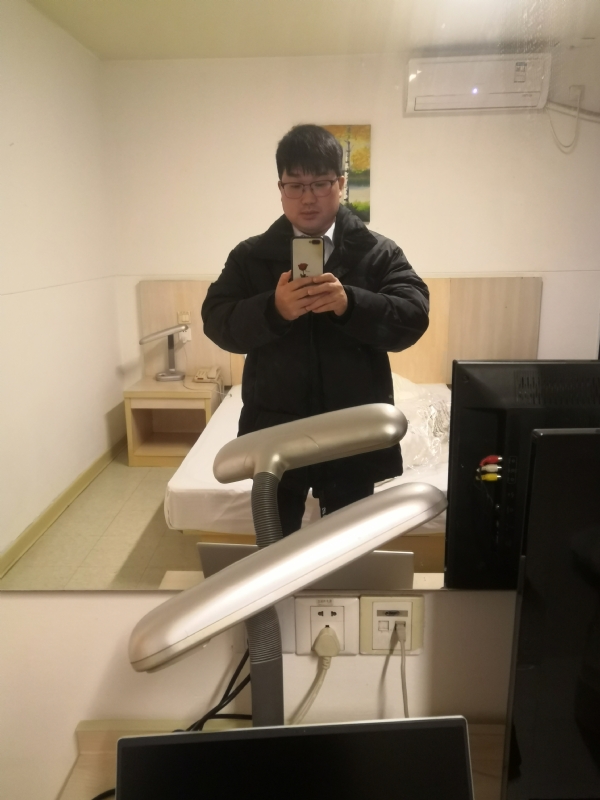 胡先生的第二张照片--大庆相亲服务中心