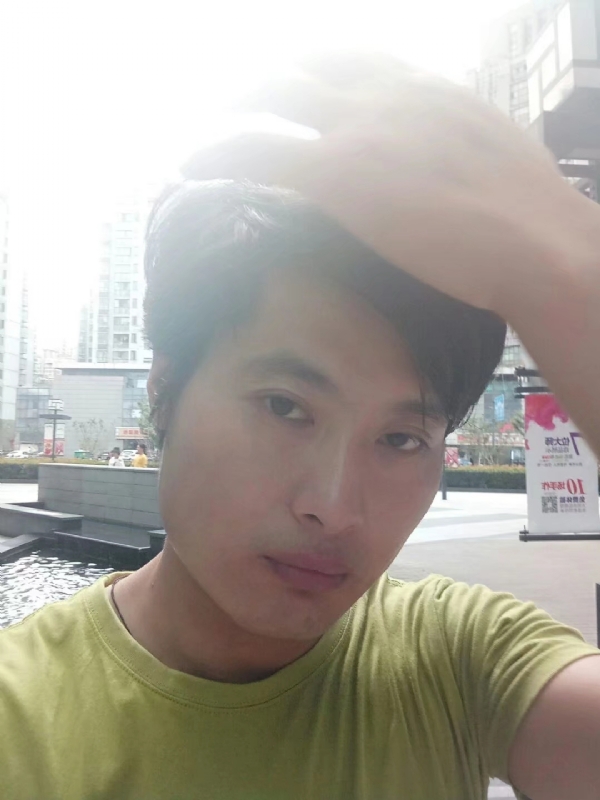 钢铁侠的第一张照片--大庆相亲服务中心