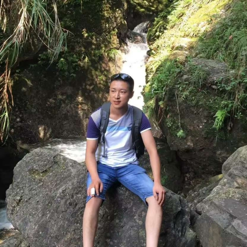 人杰地也灵的第一张照片--大庆相亲服务中心