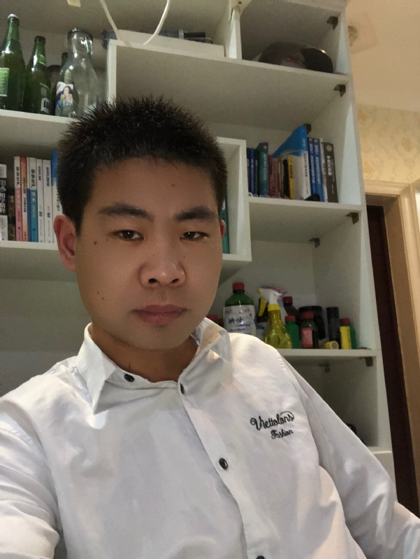 取经年的第二张照片--大庆相亲服务中心