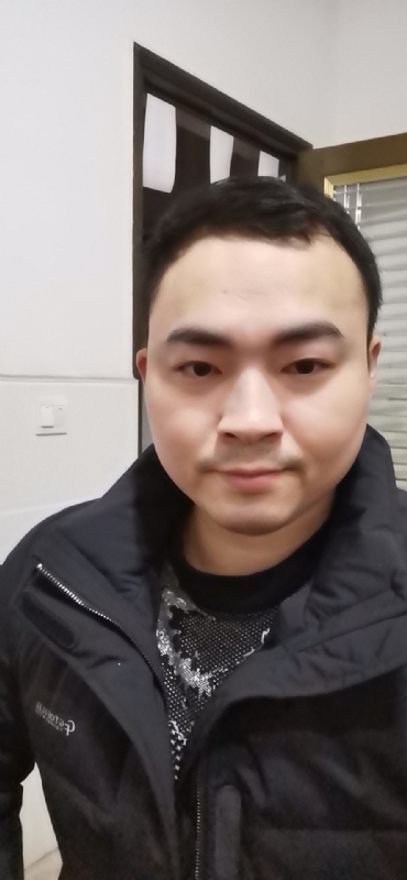 老实人的第一张照片--大庆相亲服务中心