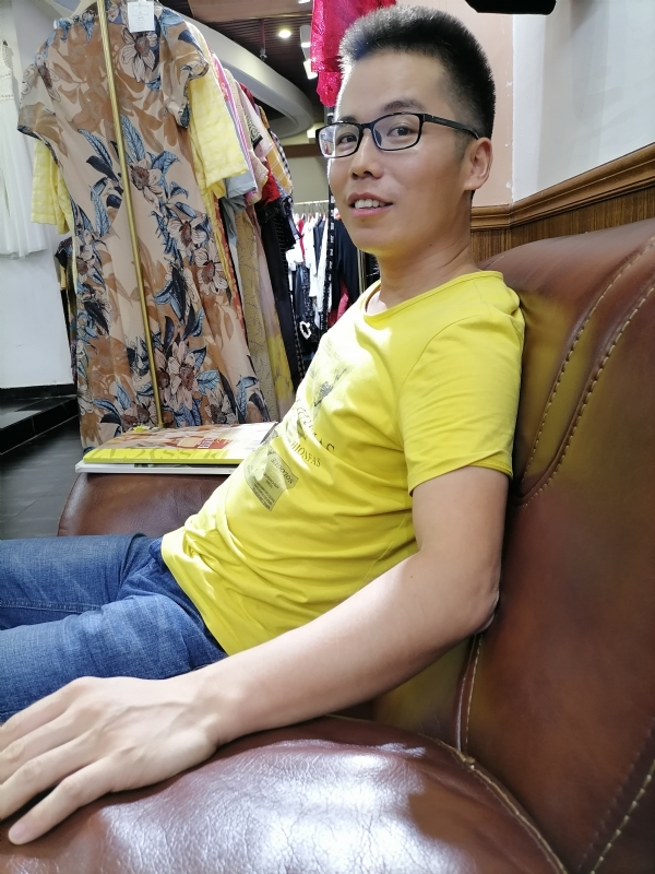 汪顺鹏的第一张照片--大庆相亲服务中心