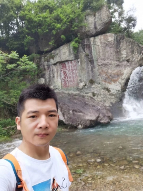 愿得一人心的第一张照片--大庆相亲服务中心
