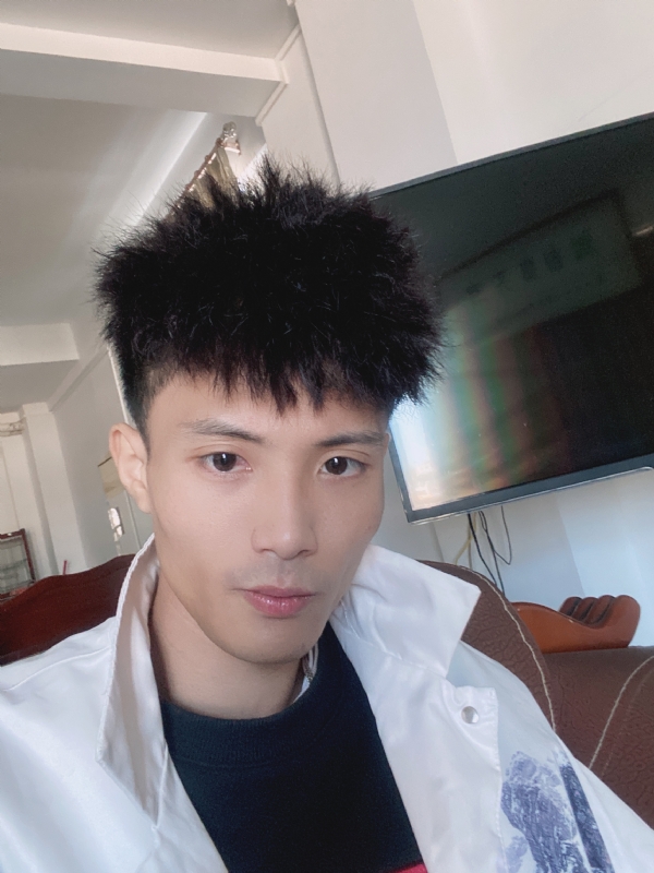 李邓平的第一张照片--大庆相亲服务中心