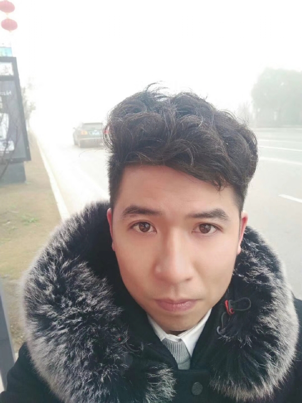 开心快乐每一天的第一张照片--大庆相亲服务中心
