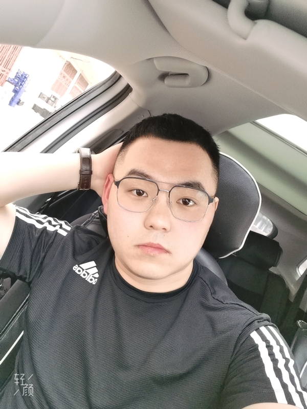 海阔天空的第一张照片--大庆相亲服务中心
