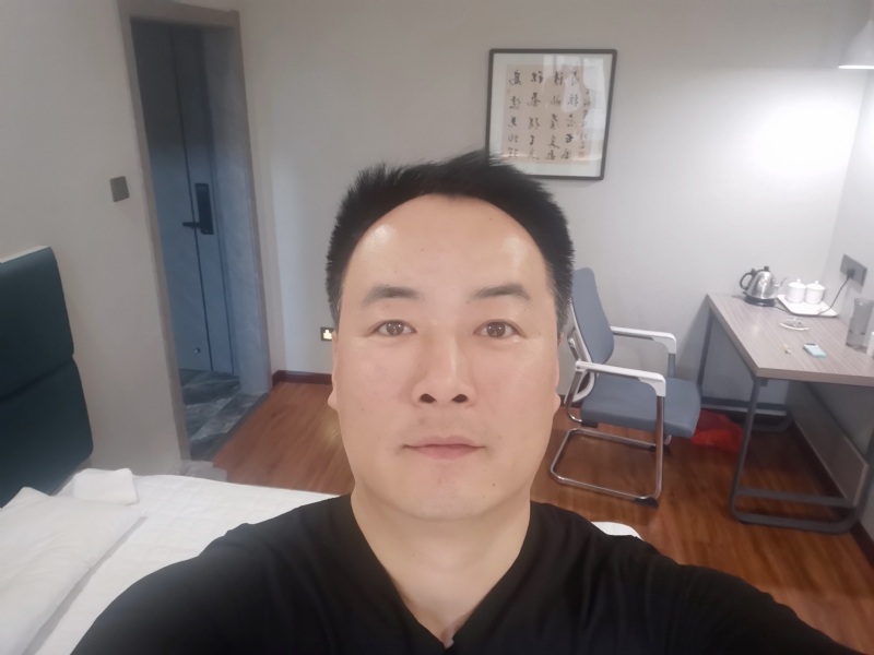 莫待花落空折枝的第一张照片--大庆相亲服务中心