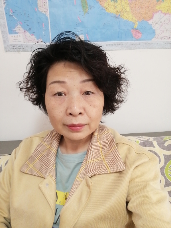 香水百合的第一张照片--大庆相亲服务中心