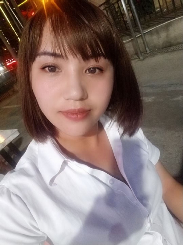 CC的第二张照片--大庆相亲服务中心