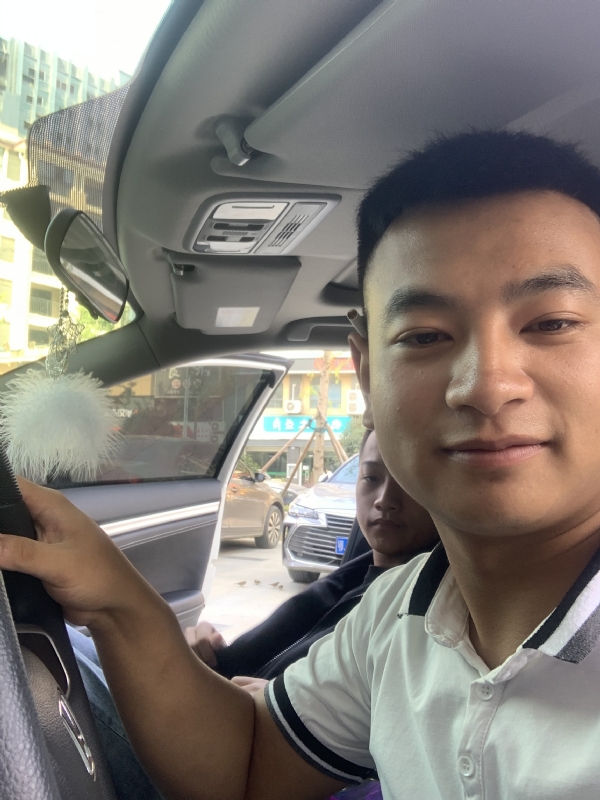 古有风琴的第三张照片--大庆相亲服务中心