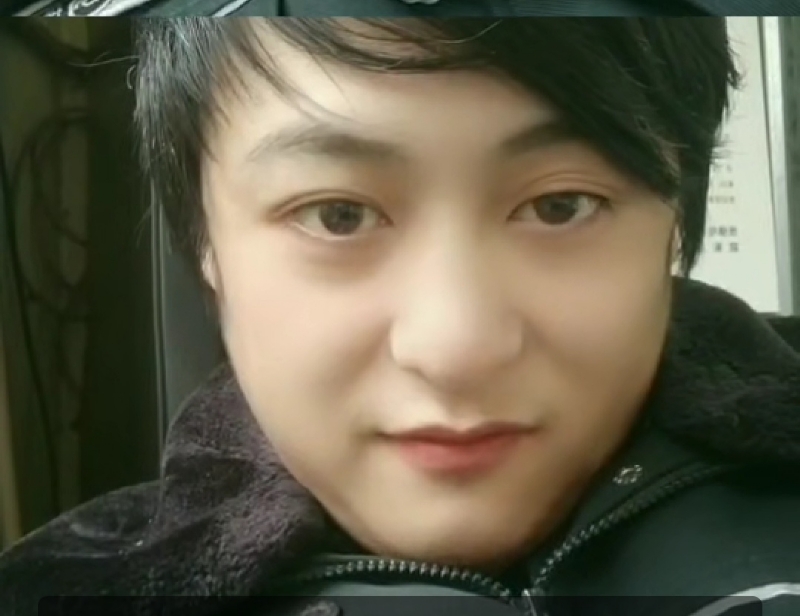 小玮的第一张照片--大庆相亲服务中心