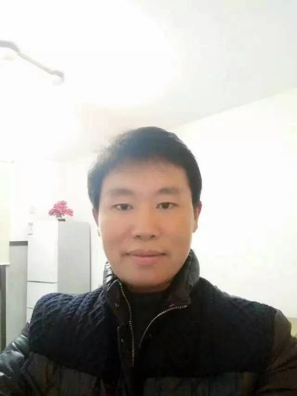 擎天柱的第一张照片--大庆相亲服务中心