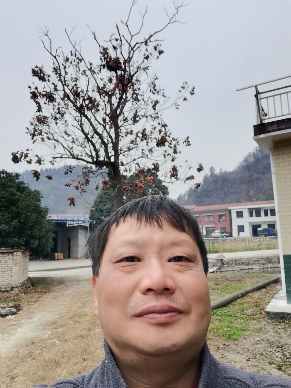 苏众青春冲浪的第二张照片--大庆相亲服务中心