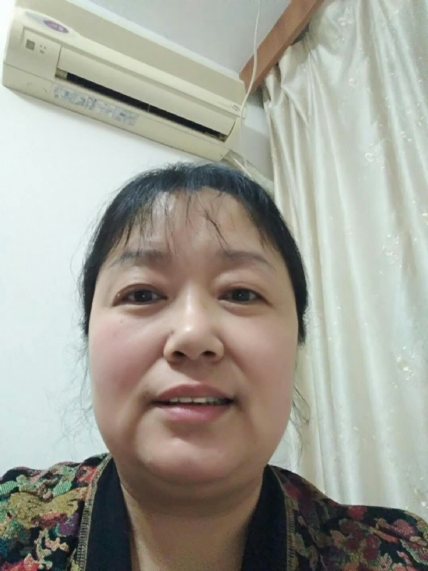 雨中漫步的第一张照片--大庆相亲服务中心