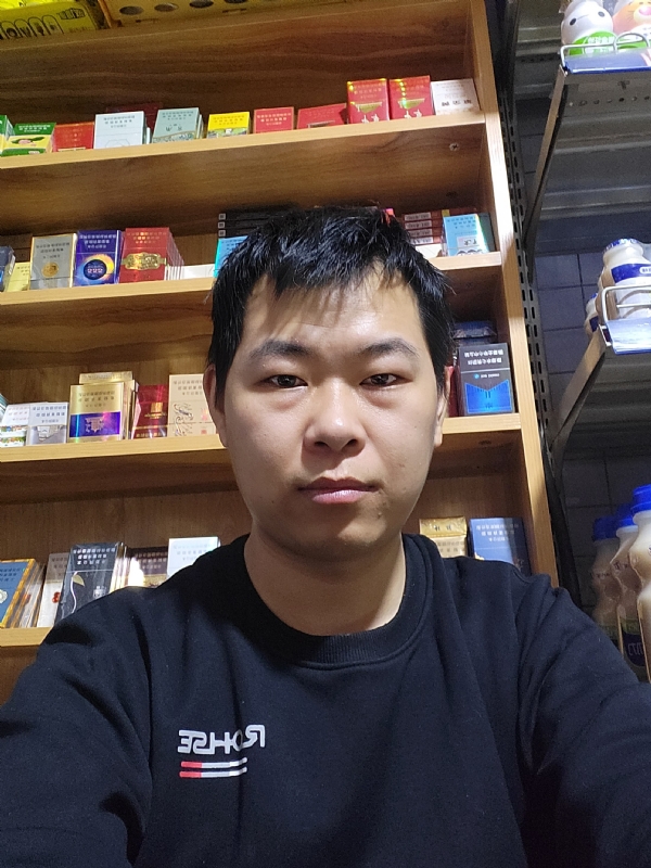 路途中的暖风的第一张照片--大庆相亲服务中心