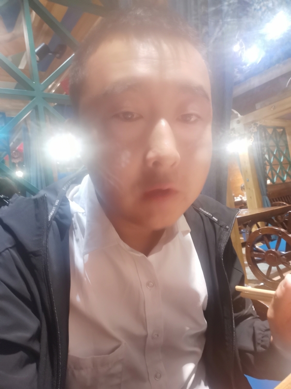 赵辉的第三张照片--大庆相亲服务中心