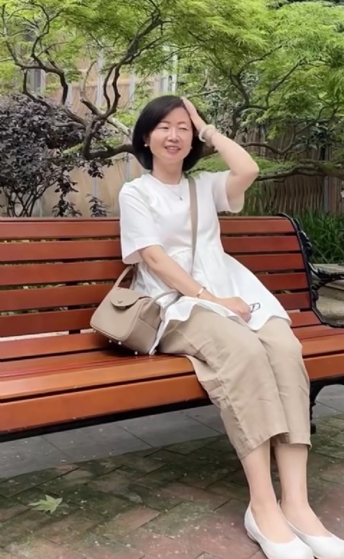 千年老母猪的第五张照片--大庆相亲服务中心
