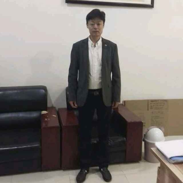 蓝天白云的第二张照片--大庆相亲服务中心