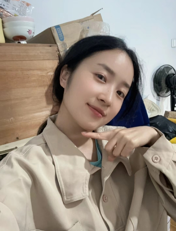 多喝热水的第二张照片--大庆相亲服务中心