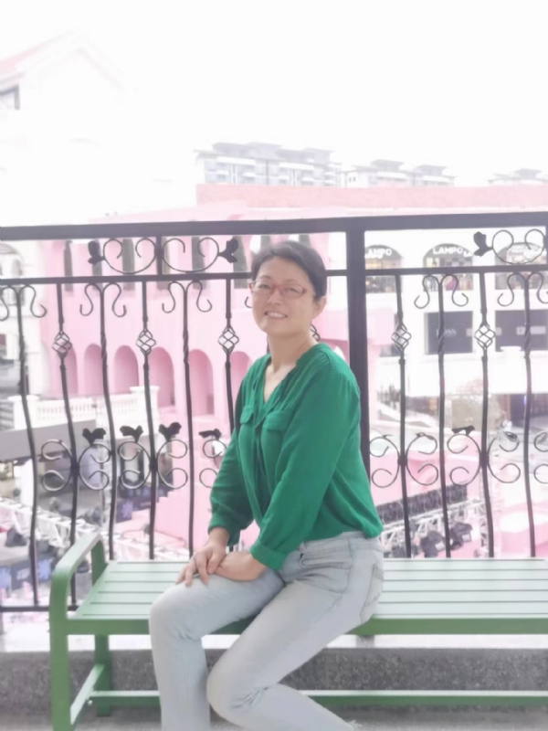 丽华的第四张照片--大庆相亲服务中心