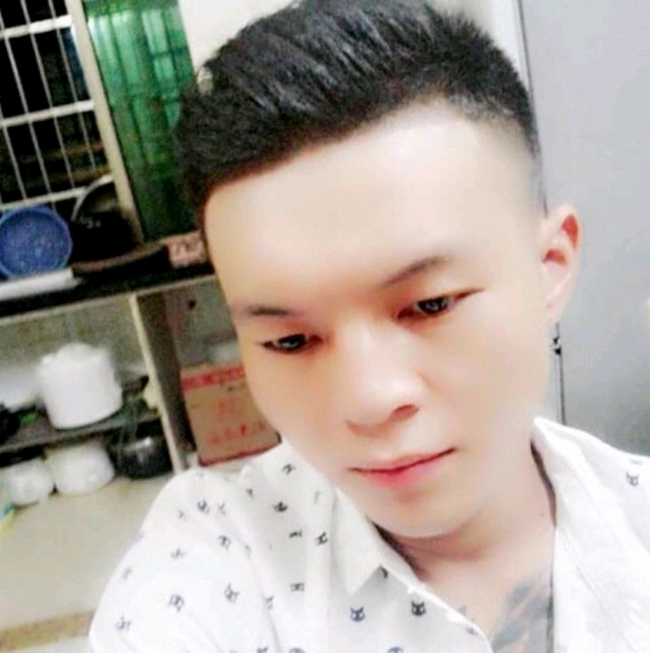 子龙的第一张照片--大庆相亲服务中心