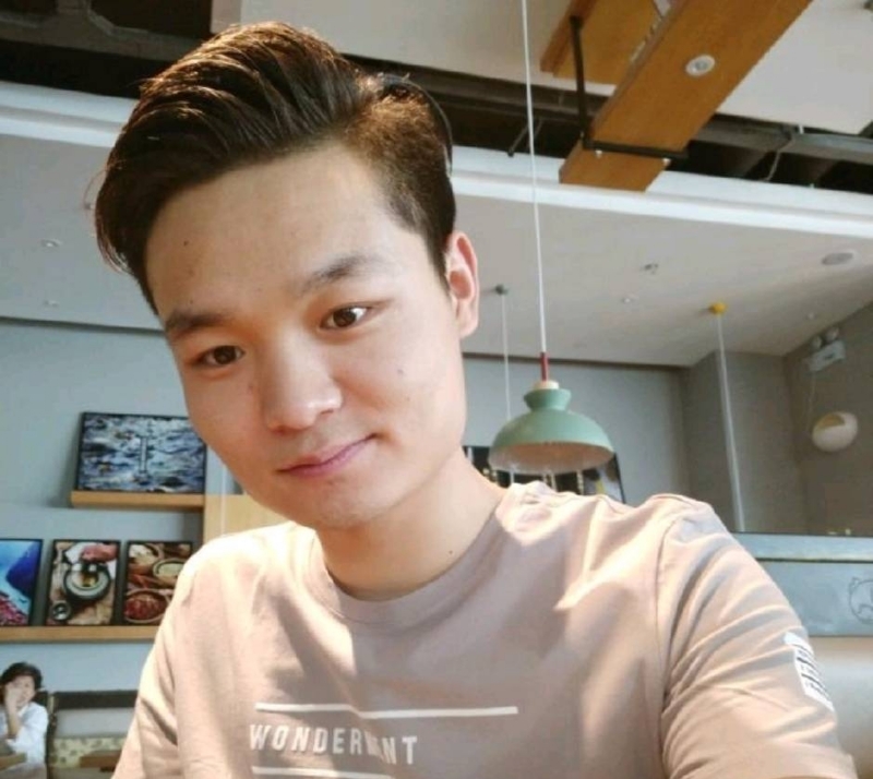 裴海洋的第一张照片--大庆相亲服务中心