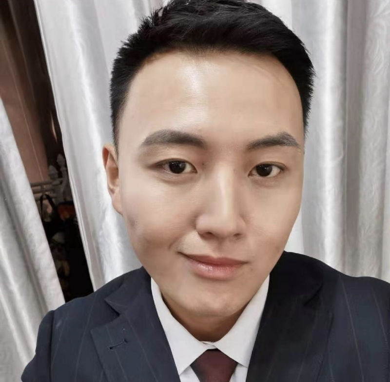 英俊潇洒的第二张照片--大庆相亲服务中心