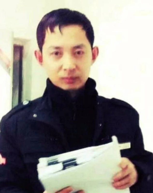 风雨中有你的第一张照片--大庆相亲服务中心