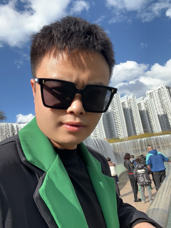 子阳的第一张照片--大庆相亲服务中心