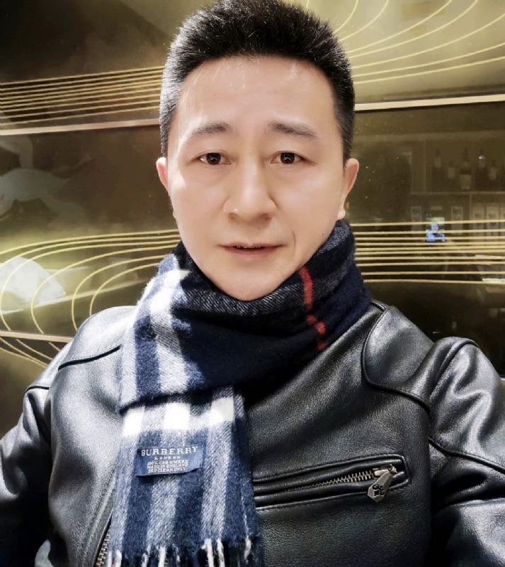 情到深处的第一张照片--大庆相亲服务中心