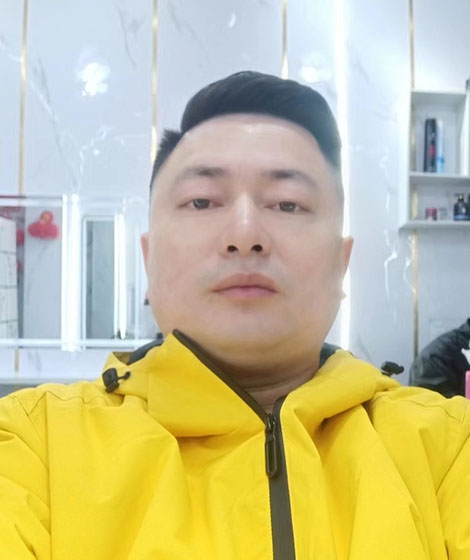 曾哥的第一张照片--大庆相亲服务中心