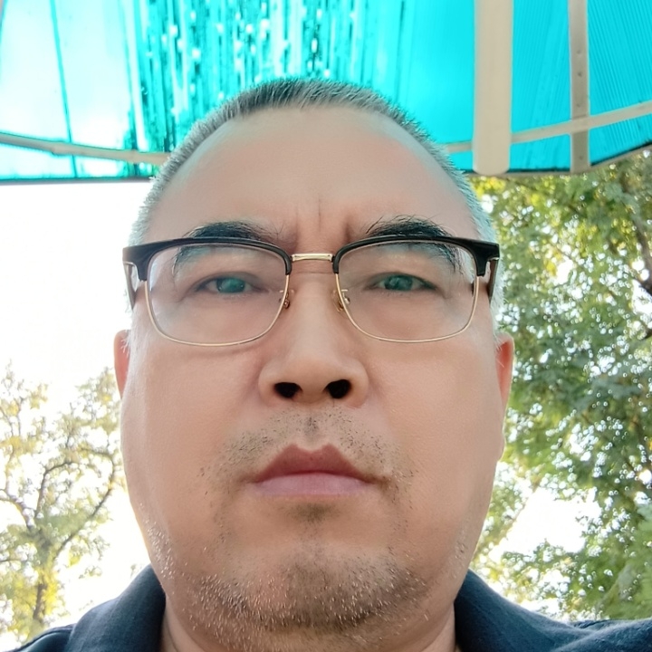 绿萝的第一张照片--大庆相亲服务中心