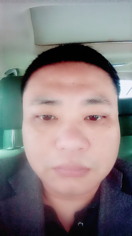向日葵的第一张照片--大庆相亲服务中心