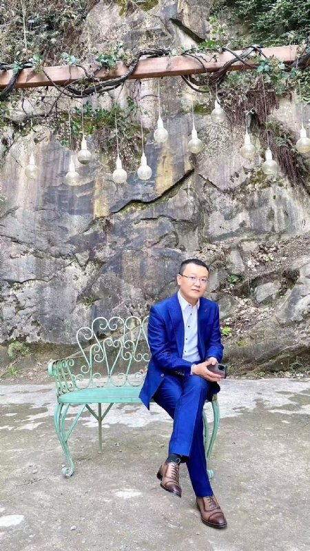 dikson的第一张照片--大庆相亲服务中心