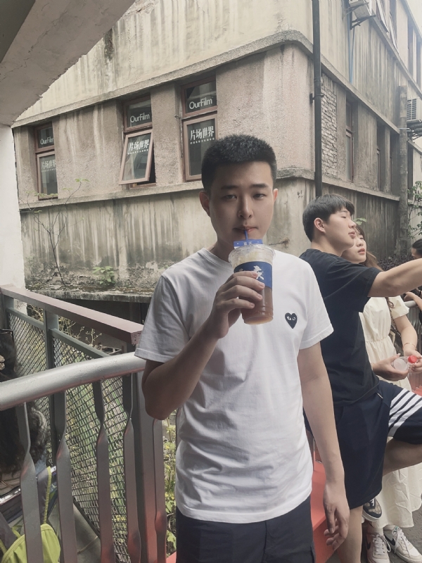 尚龙的第二张照片--大庆相亲服务中心