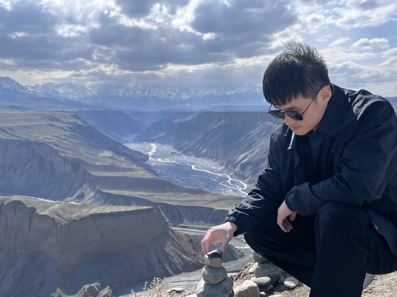 蓦然回首的第一张照片--大庆相亲服务中心