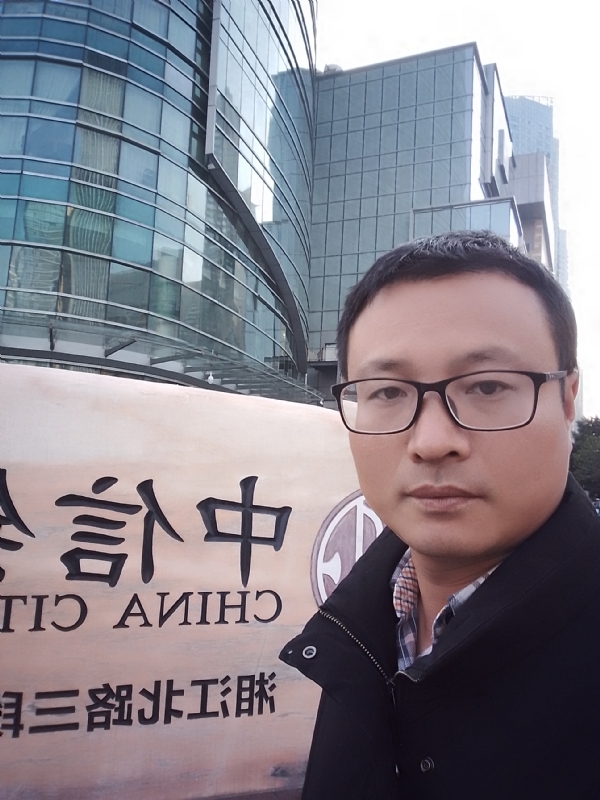 晚秋的第一张照片--大庆相亲服务中心