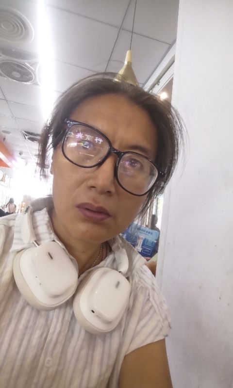 冬天的蔷薇的第三张照片--大庆相亲服务中心