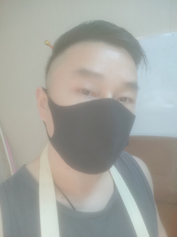 Poluk秦的第二张照片--大庆相亲服务中心
