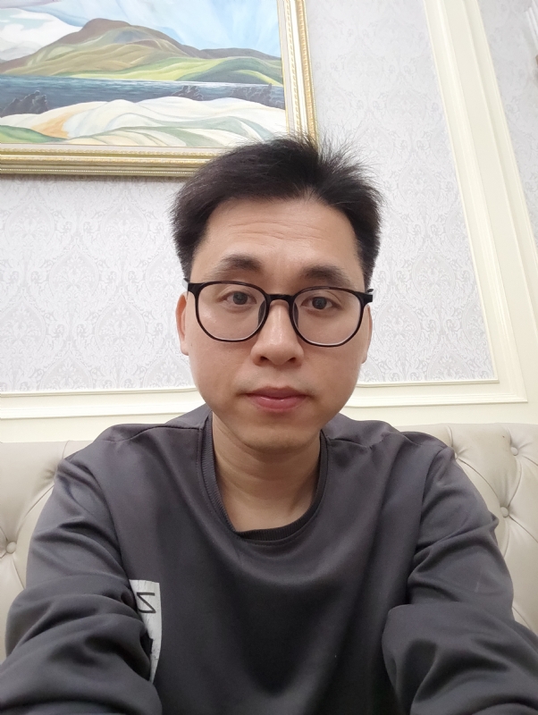 共享夕阳的第一张照片--大庆相亲服务中心