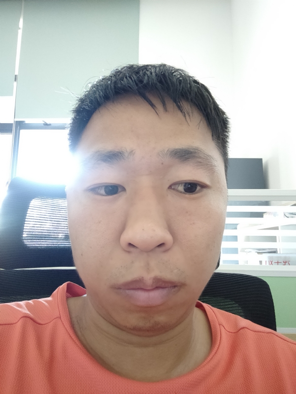 龚先生的第一张照片--大庆相亲服务中心