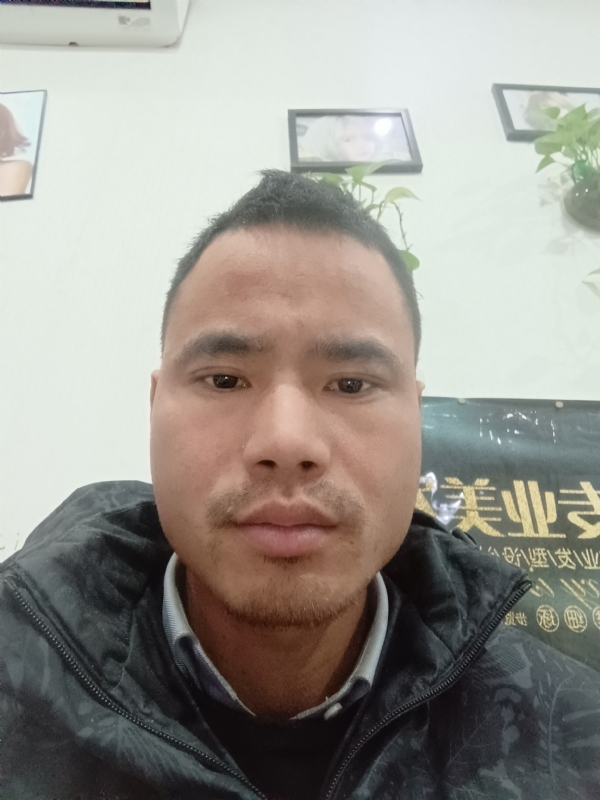 liuliyong的第一张照片--大庆相亲服务中心