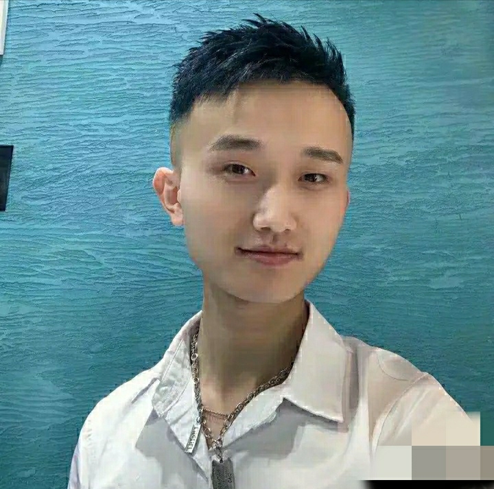 小哥哥的第一张照片--大庆相亲服务中心