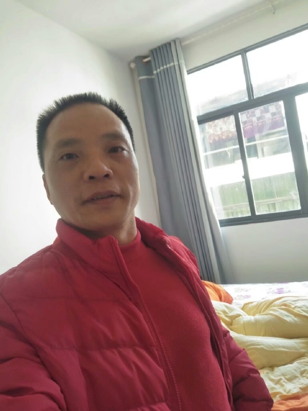 真诚征婚的第一张照片--大庆相亲服务中心