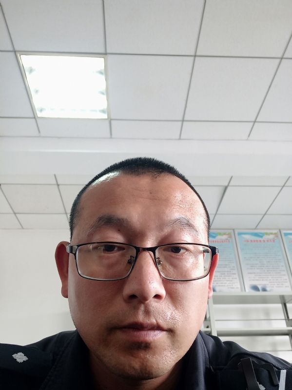 布鲁斯贺的第三张照片--大庆相亲服务中心