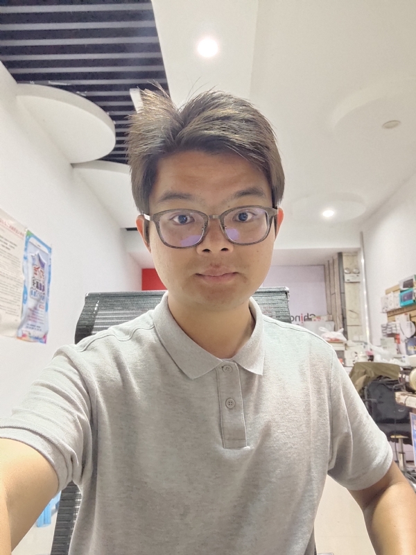 华兴通讯的第一张照片--大庆相亲服务中心