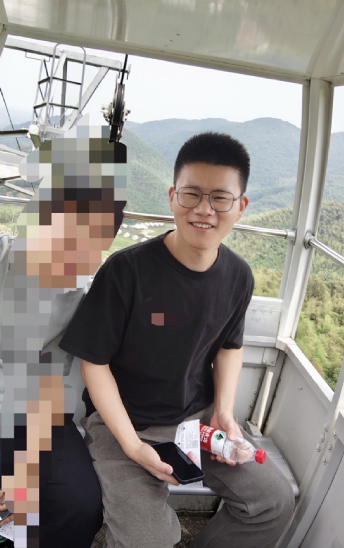奔奔笨笨的第一张照片--大庆相亲服务中心