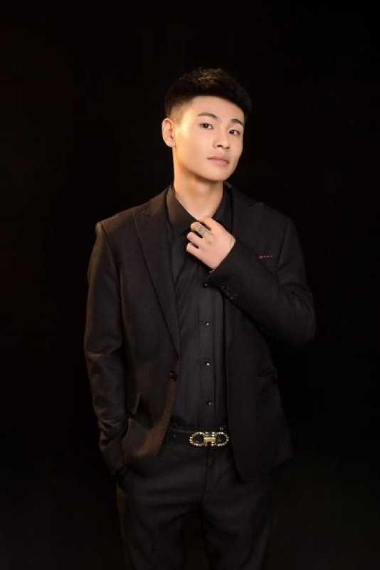 刘小船的第二张照片--大庆相亲服务中心