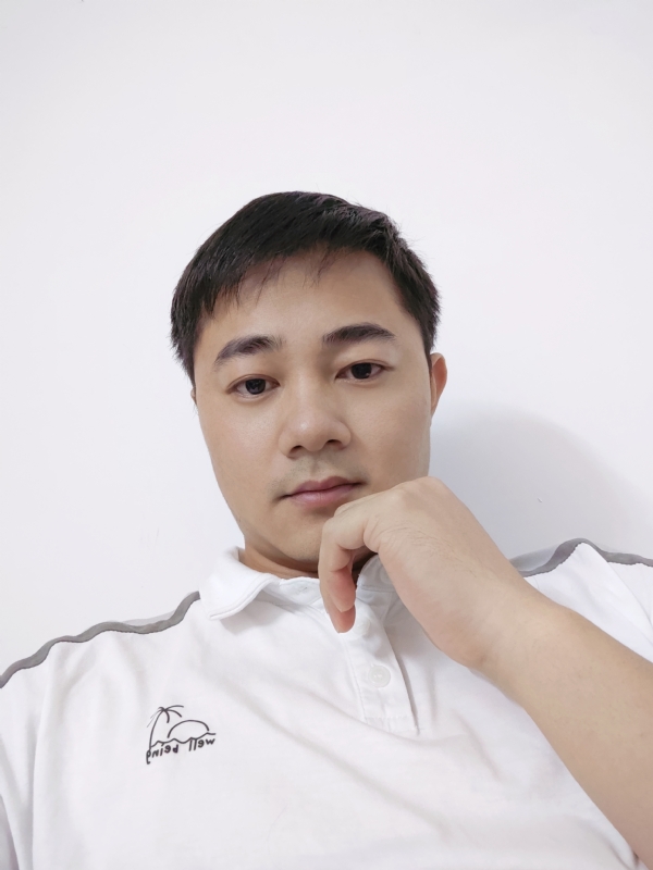 啊良的第一张照片--大庆相亲服务中心